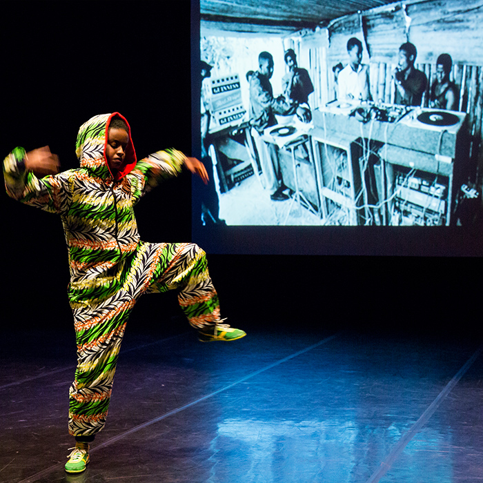 LE TOUR DU MONDE DES DANSES URBAINES EN DIX VILLES AVEC ANA PI